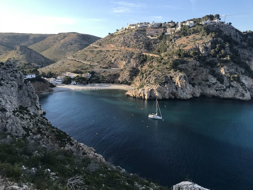 Vista aerea de la Cala Granadella en Javea